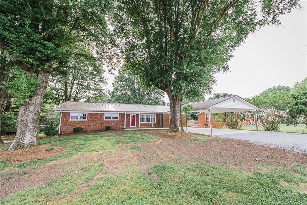 217 Madison Road Mocksville, NC 27028 - Photo 1 of 41 Gallery Image 1