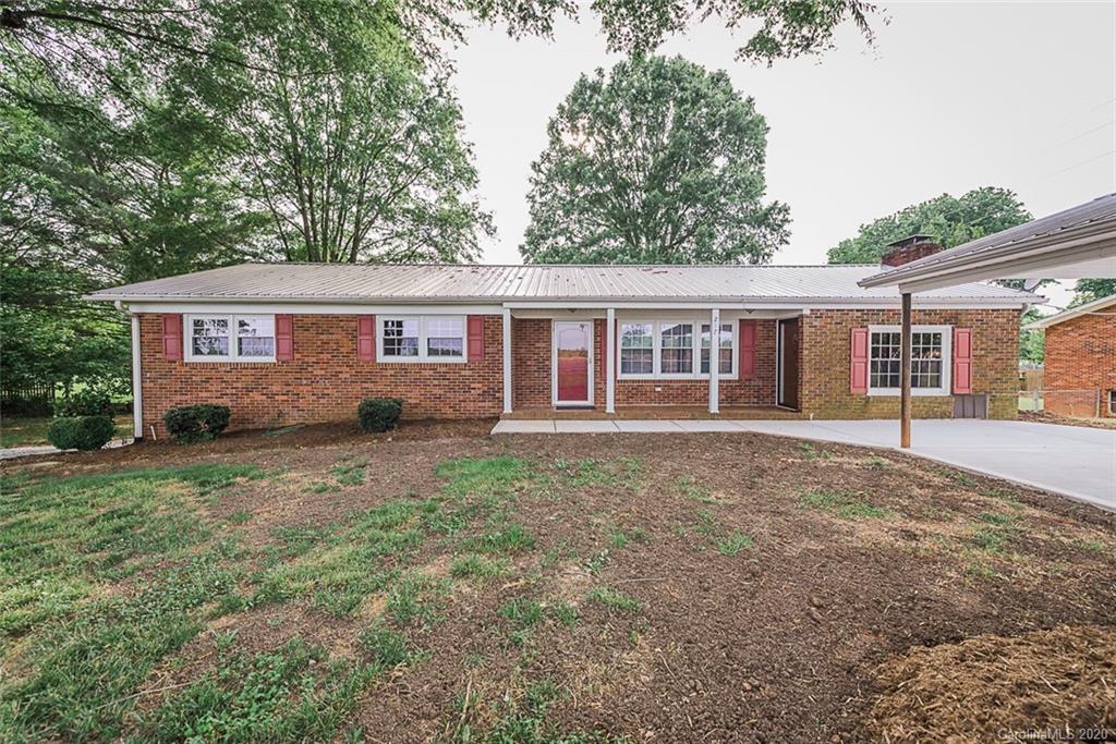 217 Madison Road Mocksville, NC 27028 - Photo 3 of 41 Gallery Image 3