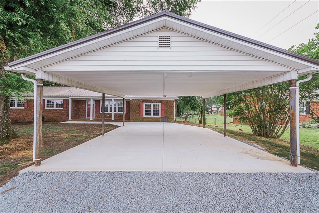 217 Madison Road Mocksville, NC 27028 - Photo 5 of 41 Gallery Image 5