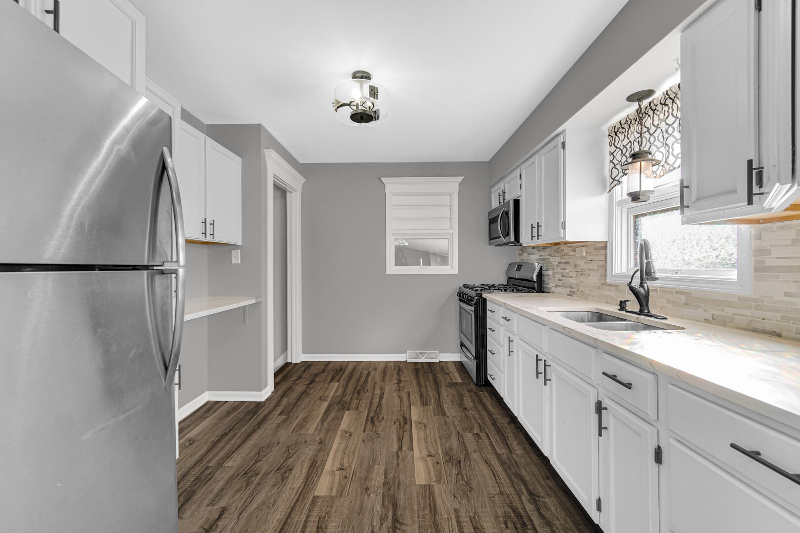 3232 165th Street Hammond, IN 46323 - Photo 5 of 18 1620x1080