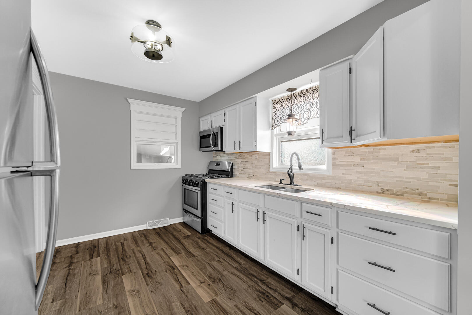 3232 165th Street Hammond, IN 46323 - Photo 7 of 18 1620x1080