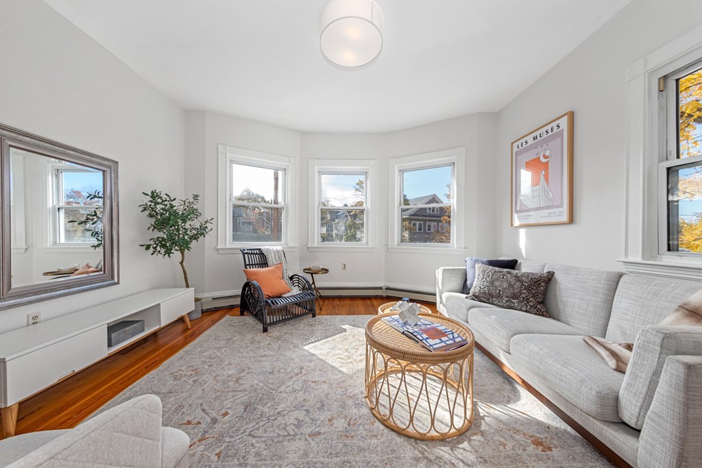 249 Huron Avenue, Unit 3 Cambridge, MA 02138 - Photo 1 of 11