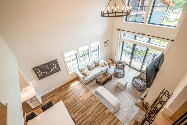 $1,225,000 | 239 Skimobile Road, Unit 302, Conway, NH 03860
