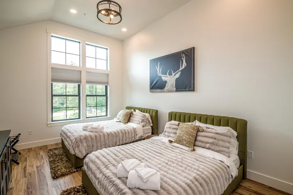 $1,225,000 | 239 Skimobile Road, Unit 302, Conway, NH 03860