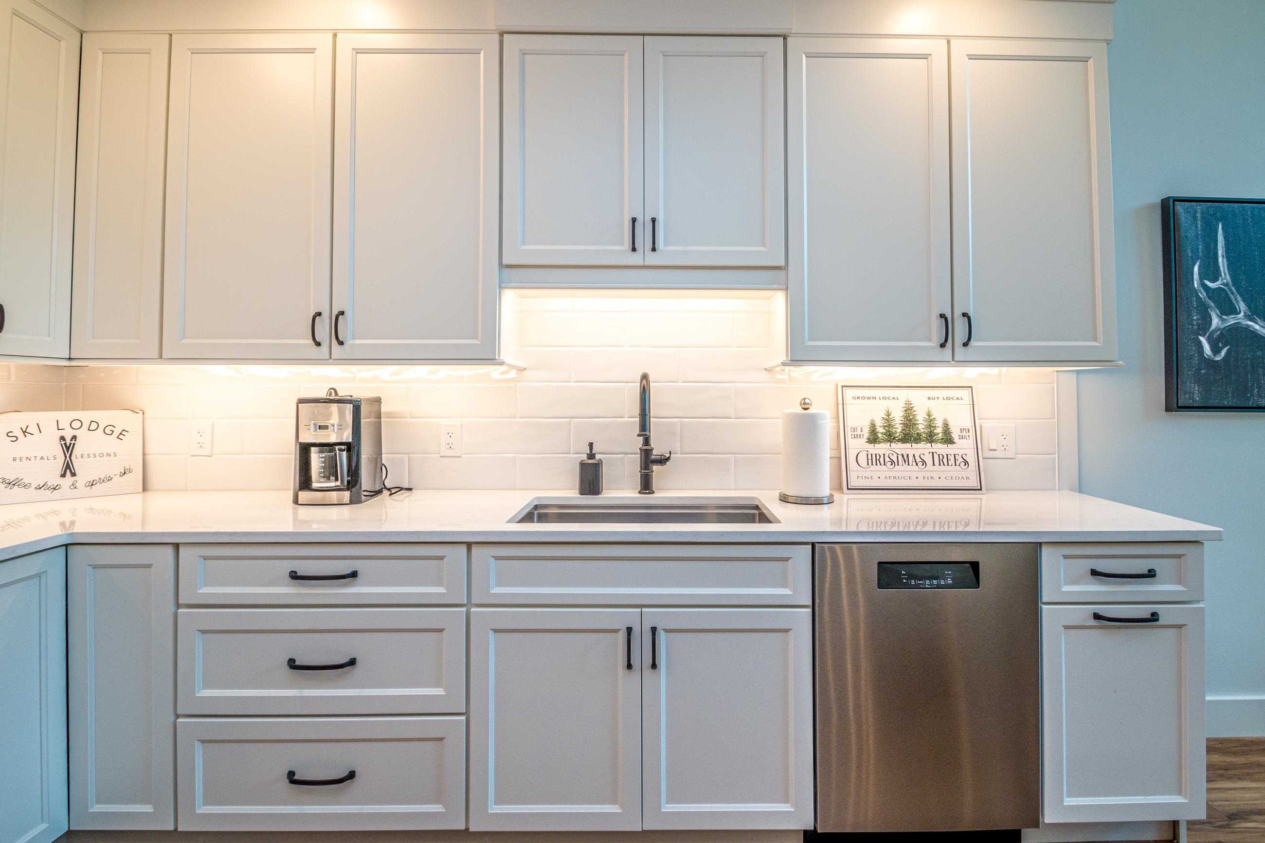 239 Skimobile Road, Unit 302 Conway, NH 03860 - Photo 8 of 52