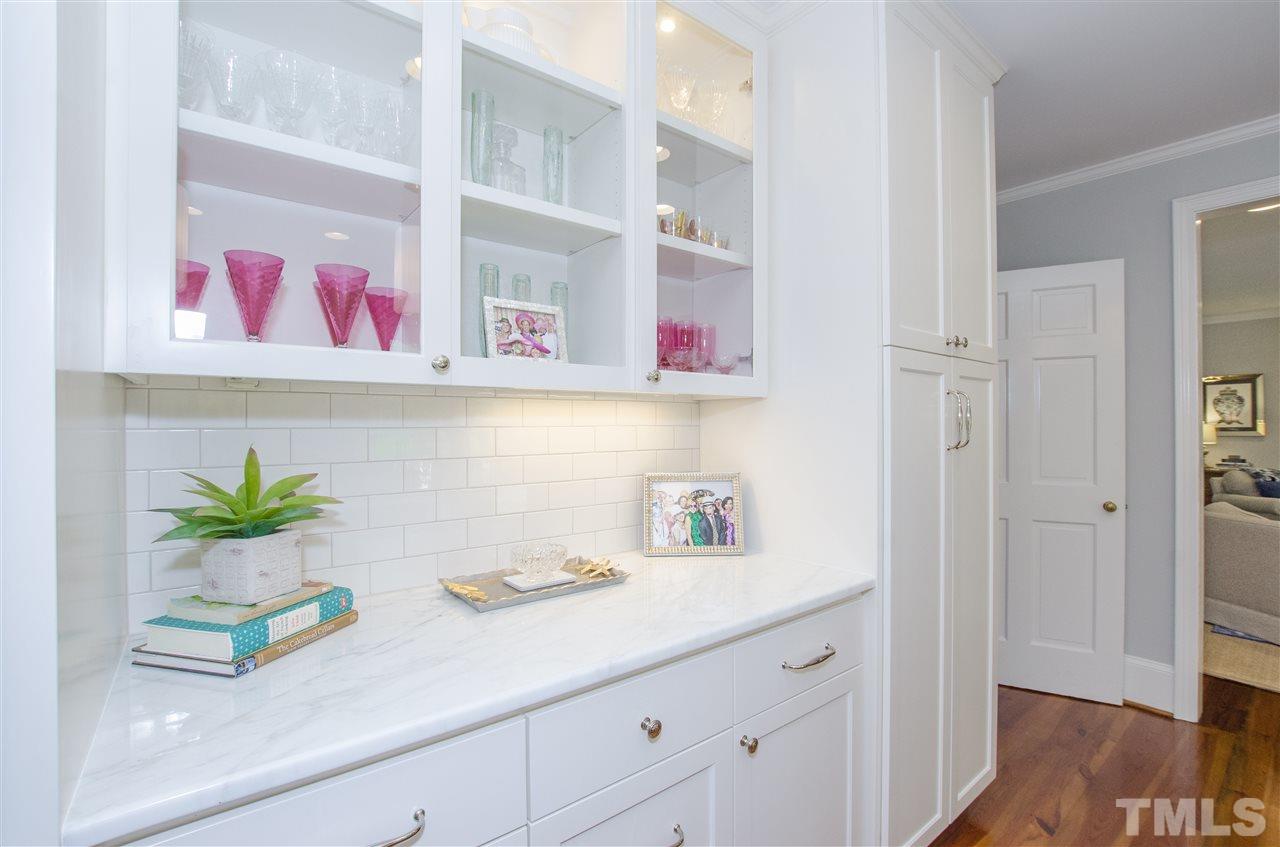 3411 Landor Road Raleigh, NC 27609 - Photo 8 of 25