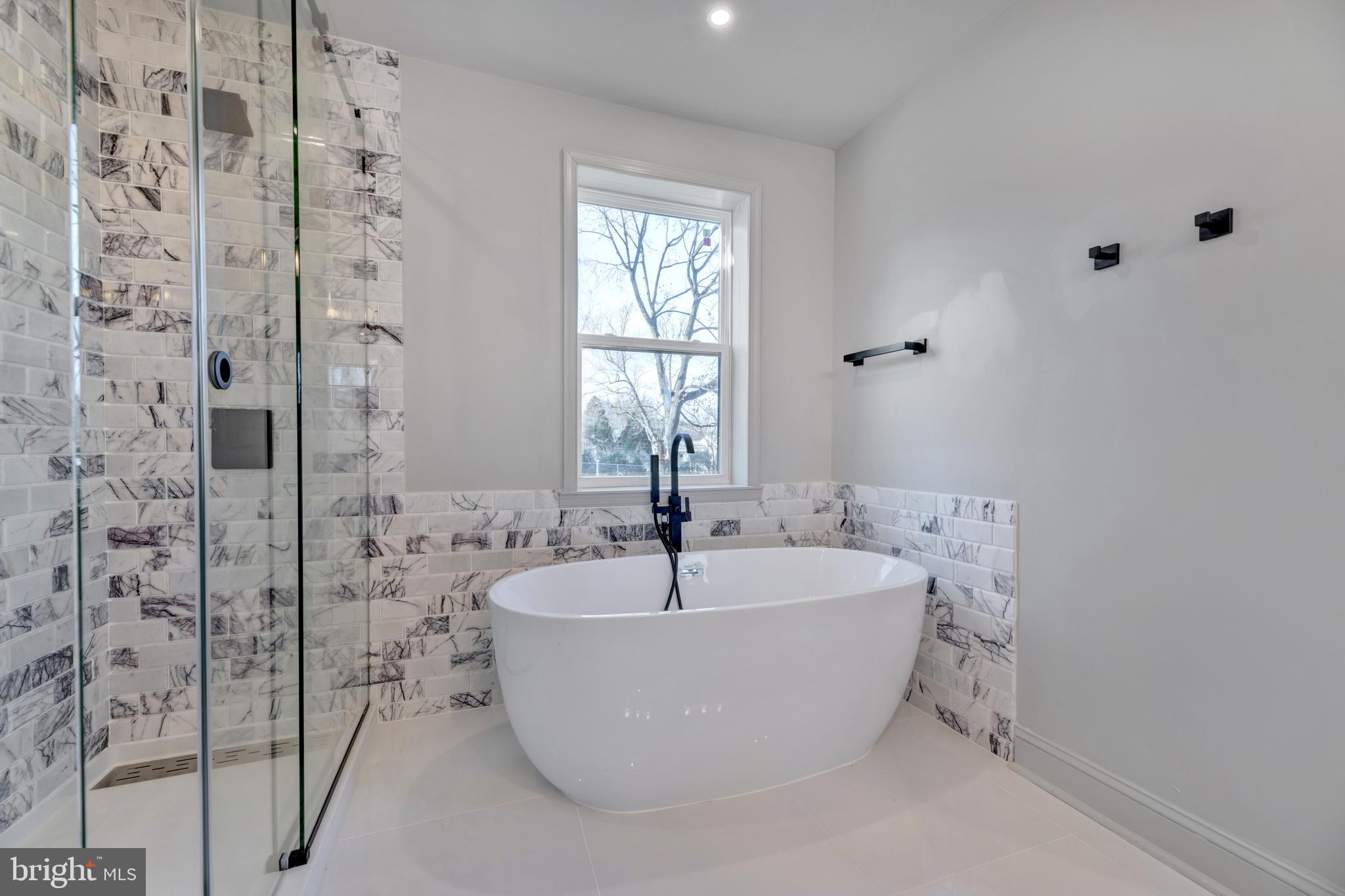 6121 Auth Road Suitland, MD 20746 - Photo 15 of 25 Gallery Image 15