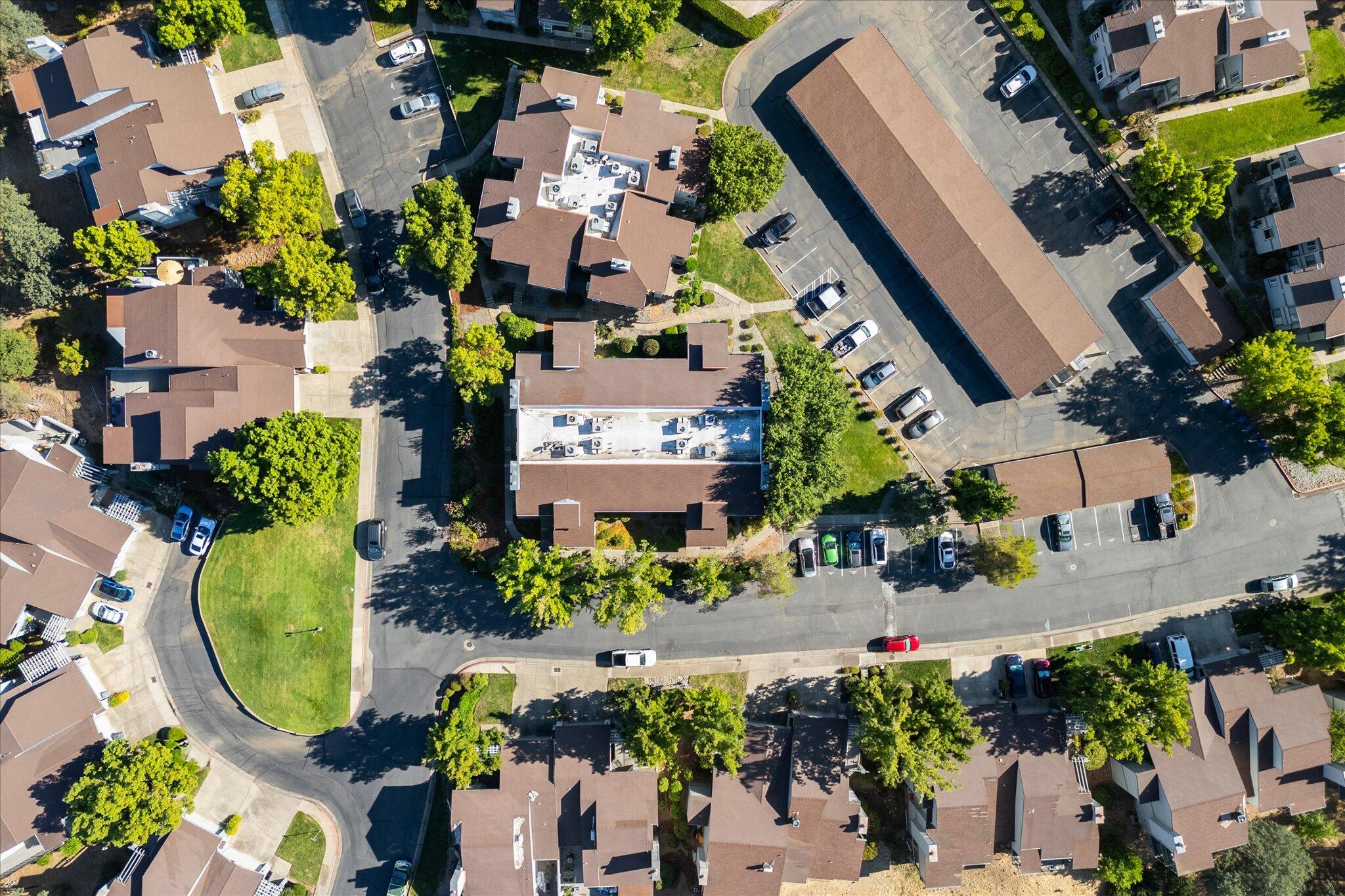 488 Ridgecrest Trail, Unit 132 Redding, CA 96003 - Photo 48 of 51 an aerial view of a