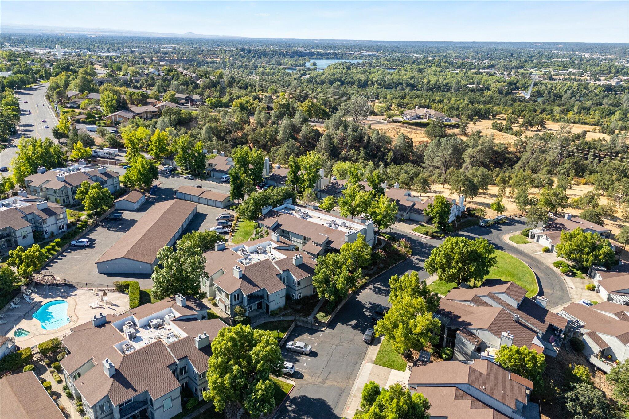 488 Ridgecrest Trail, Unit 132 Redding, CA 96003 - Photo 49 of 51 an aerial view of multiple house