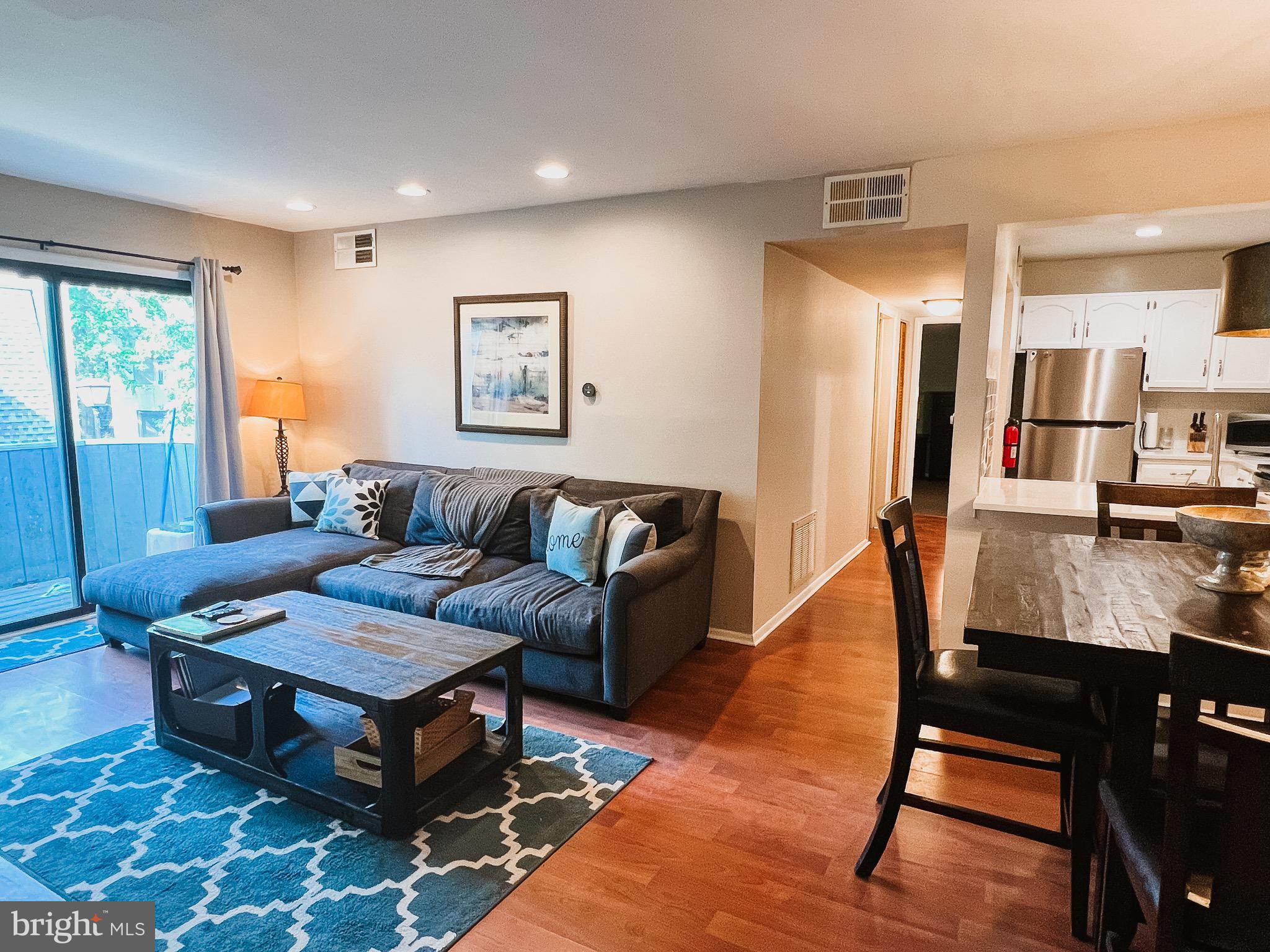 25 South Church Road, Unit 6 Maple Shade, NJ 08052 - Photo 2 of 11