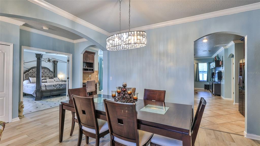 911 Fallbrooke Avenue Deltona, FL 32725 - Photo 10 of 44