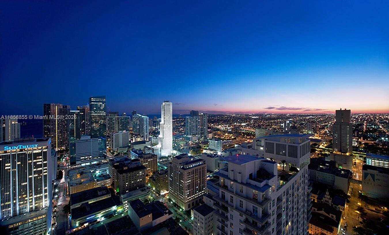 253 Northeast 2nd Street, Unit 3302 Miami, FL 33132 - Photo 27 of 27 a view of a city