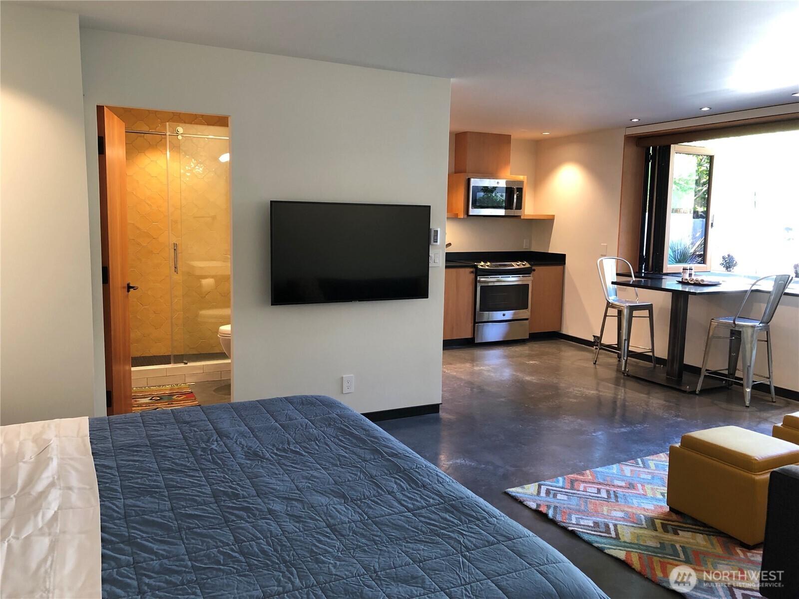 2043 North 78th Street Seattle, WA 98103 - Photo 25 of 32 Gallery Image 25