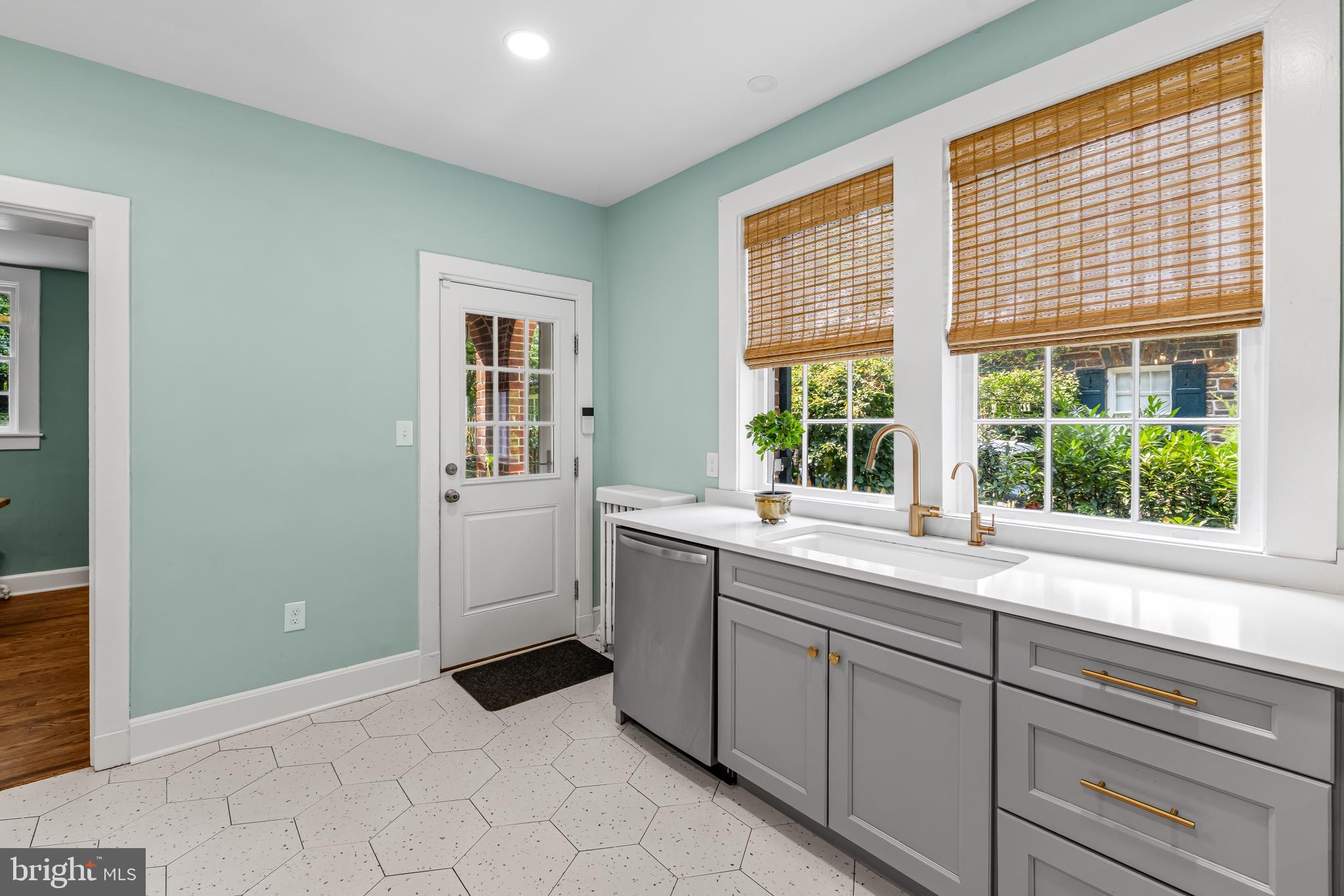 211 Chancery Road Baltimore, MD 21218 - Photo 19 of 69