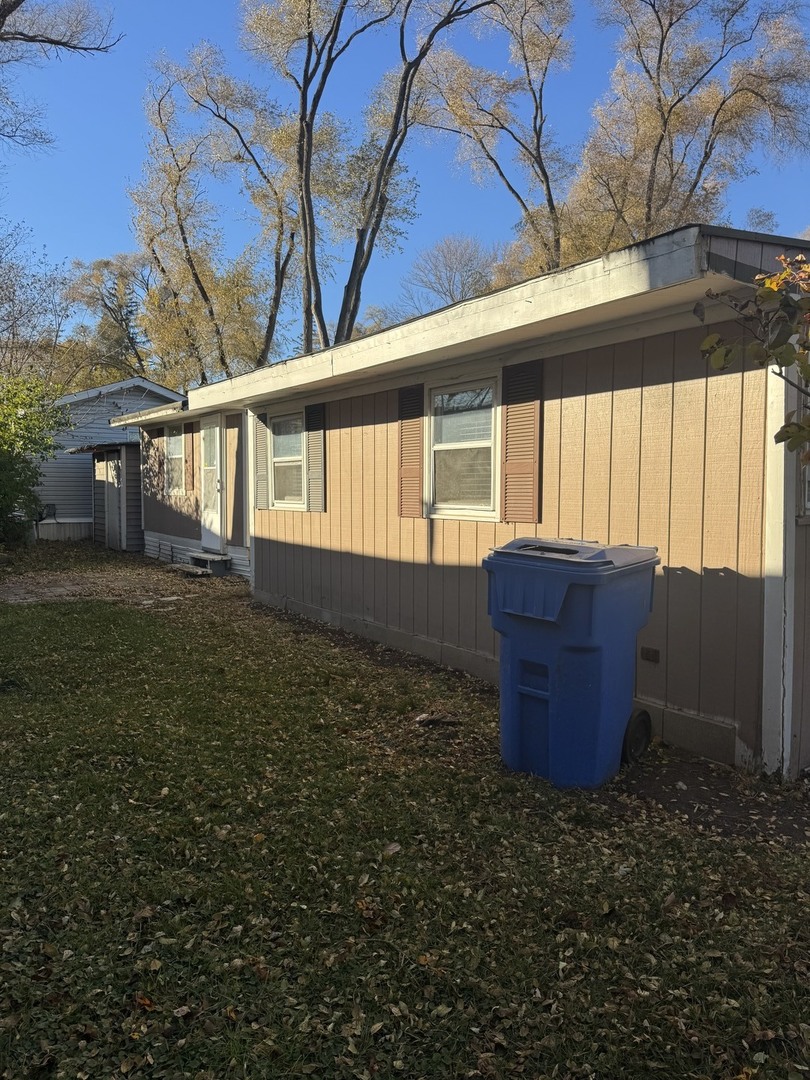 358 David Drive Elgin, IL 60120 - Photo 14 of 15