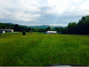 321 Sand Bar Road Bristol, TN 37620 - Photo 1 of 5 Photo 1