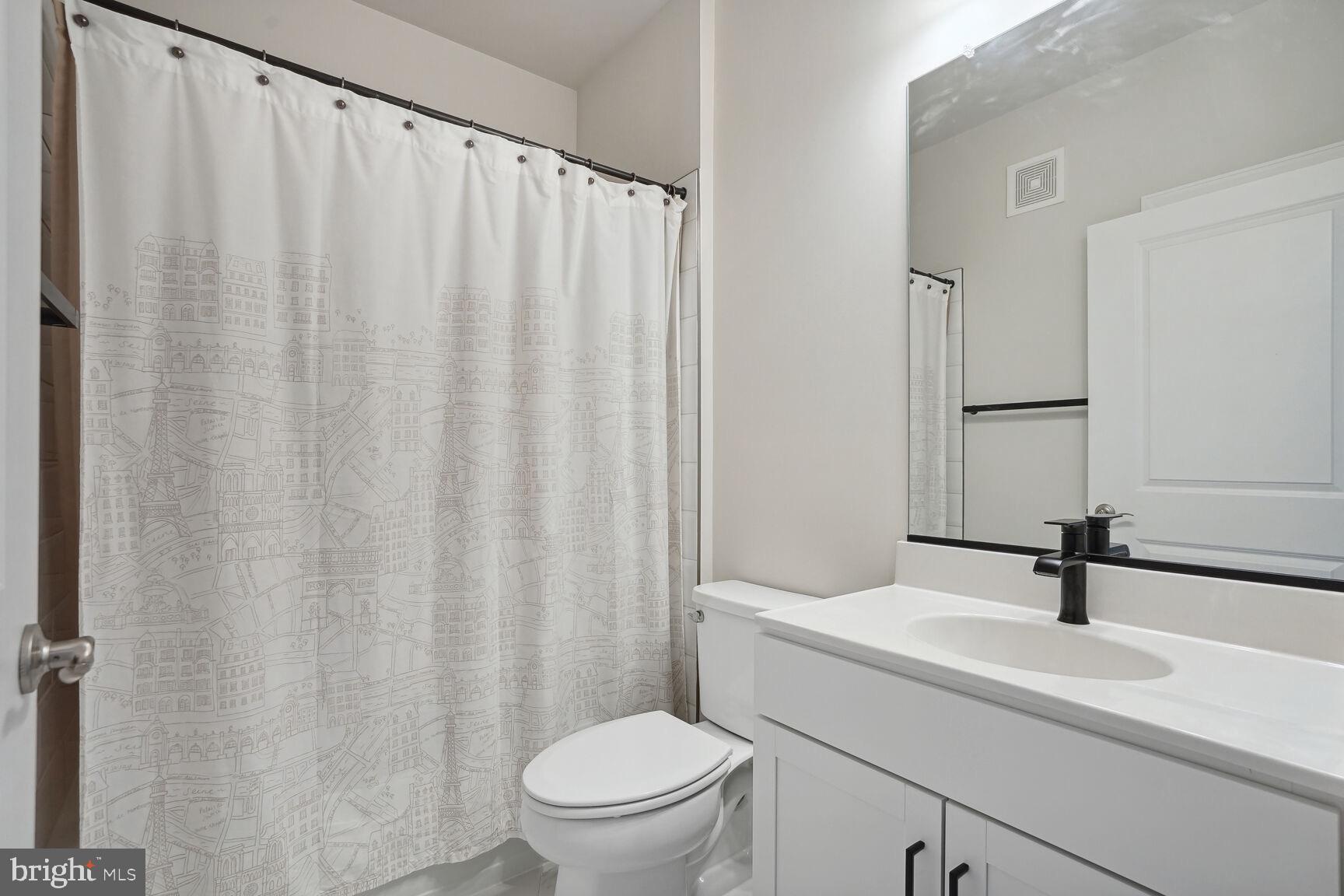 3925 Fair Ridge Drive, Unit 507 Fairfax, VA 22033 - Photo 12 of 15
