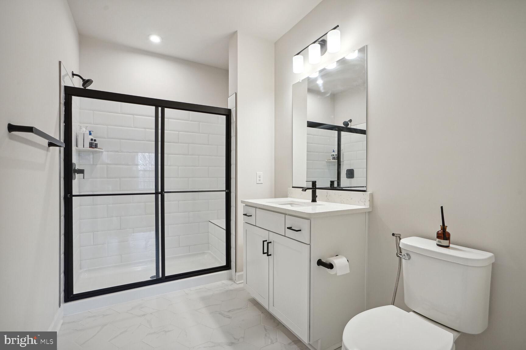 3925 Fair Ridge Drive, Unit 507 Fairfax, VA 22033 - Photo 14 of 15