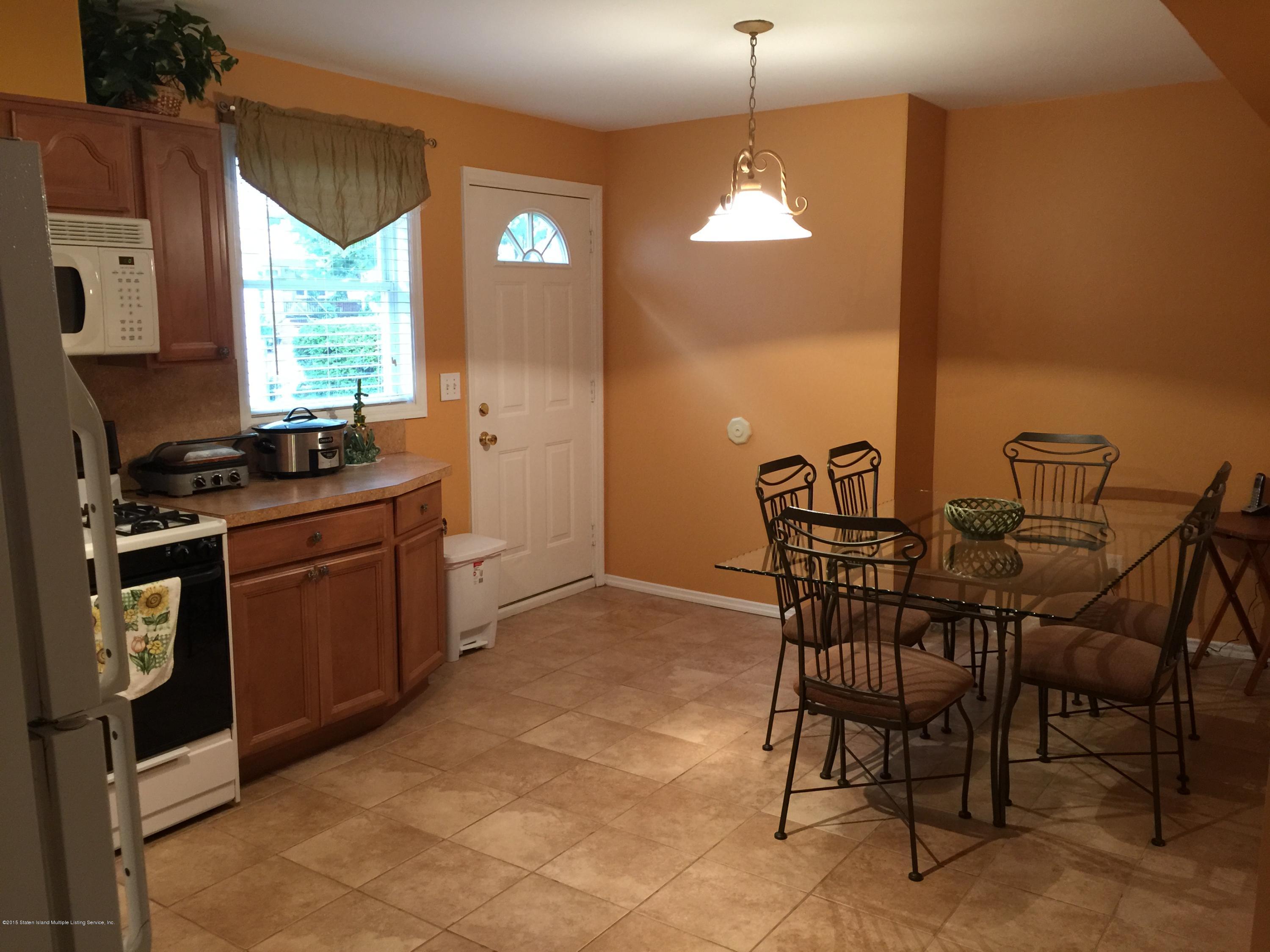 157 Fieldstone Road Staten Island, NY 10314 - Photo 26 of 32 IMG_1123