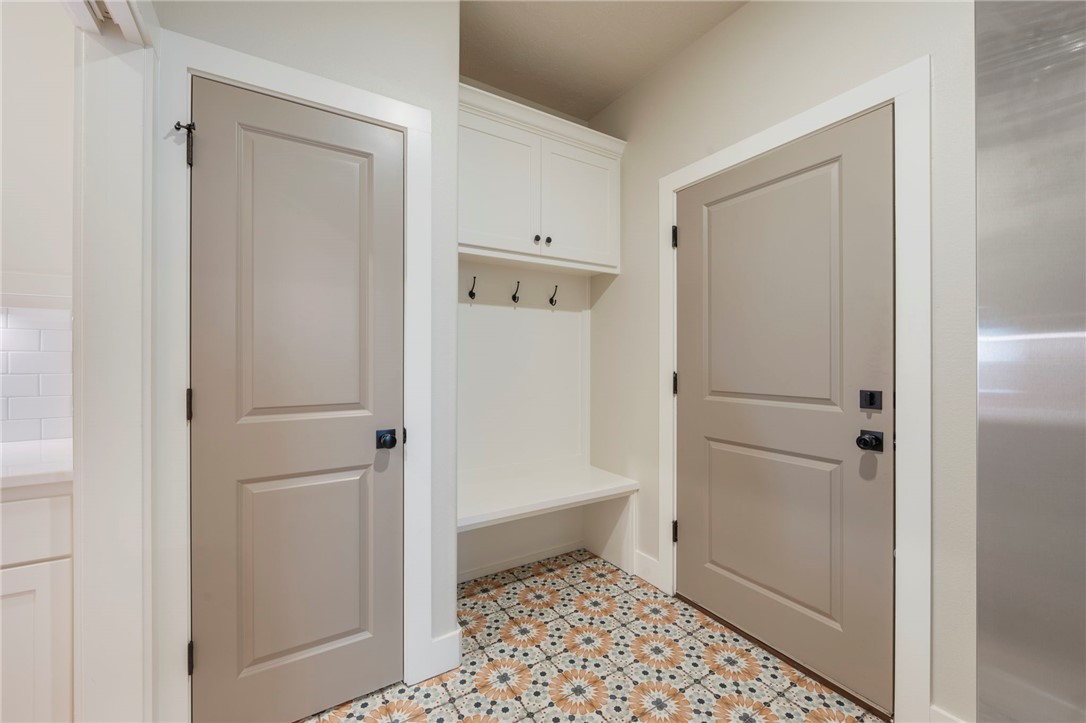 4804 Crystal Ridge Court College Station, TX 77845 - Photo 37 of 48 a bathroom with a bathtub and a shower