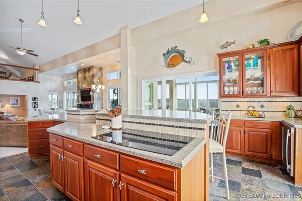 $1,495,000 | 4800 Eagleview Drive, Unit 10100, Osage Beach, MO 65065