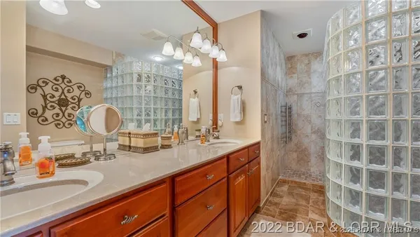 $1,495,000 | 4800 Eagleview Drive, Unit 10100, Osage Beach, MO 65065