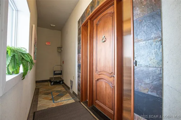 $1,495,000 | 4800 Eagleview Drive, Unit 10100, Osage Beach, MO 65065