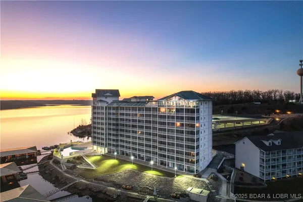 $1,495,000 | 4800 Eagleview Drive, Unit 10100, Osage Beach, MO 65065