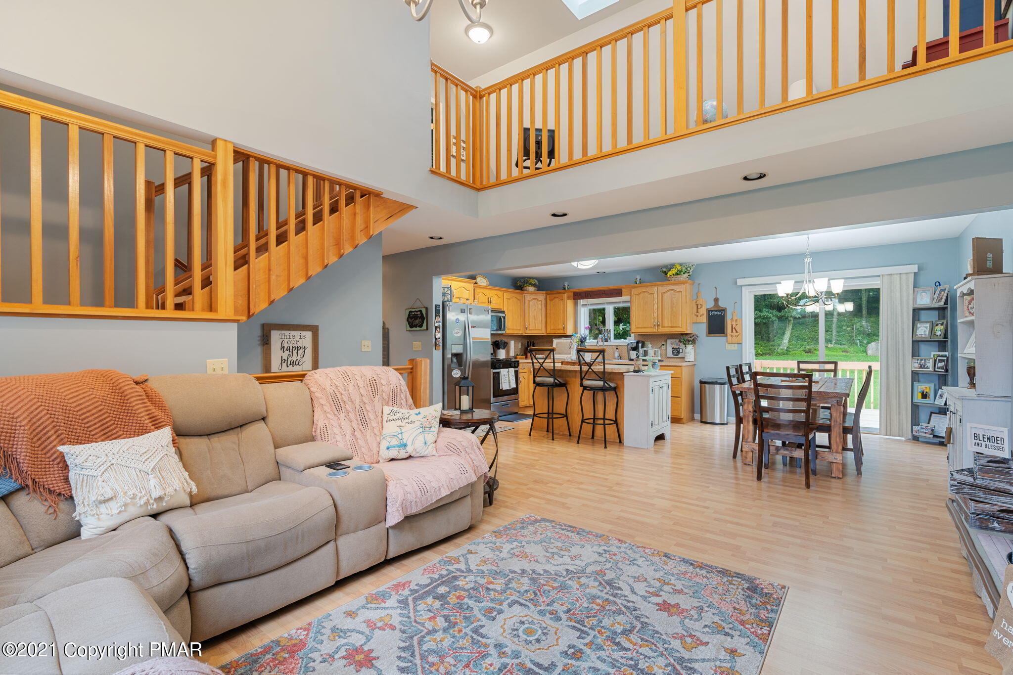 133 Mount Ranier Road Effort, PA 18330 - Photo 5 of 30 12-web-or-mls-Image-12