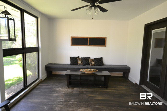 4370 Downey Drive Mobile, AL 36619 - Photo 15 of 36 Sun Porch