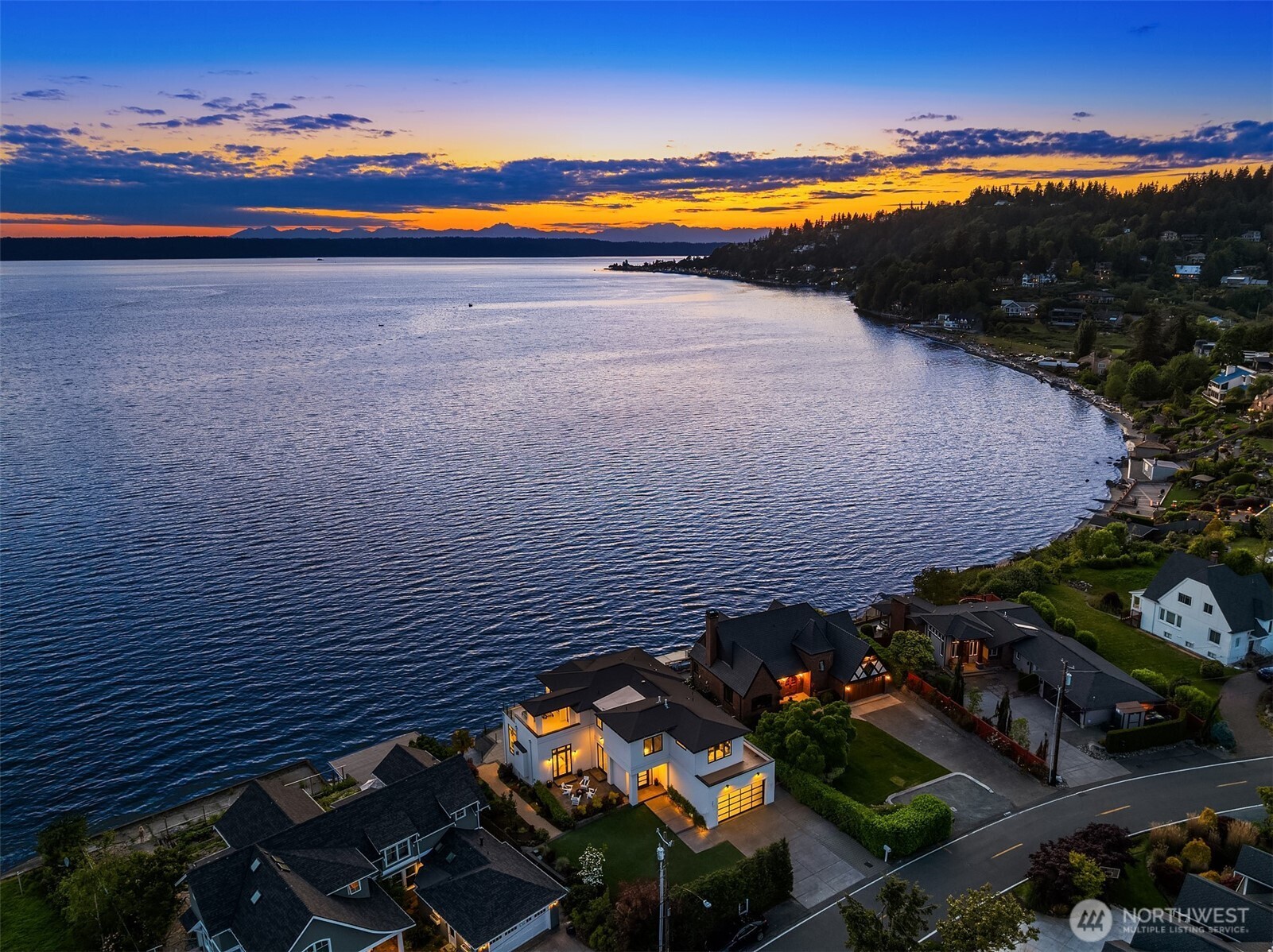 18051 Normandy Terrace Southwest Normandy Park, WA 98166 - Photo 33 of 35
