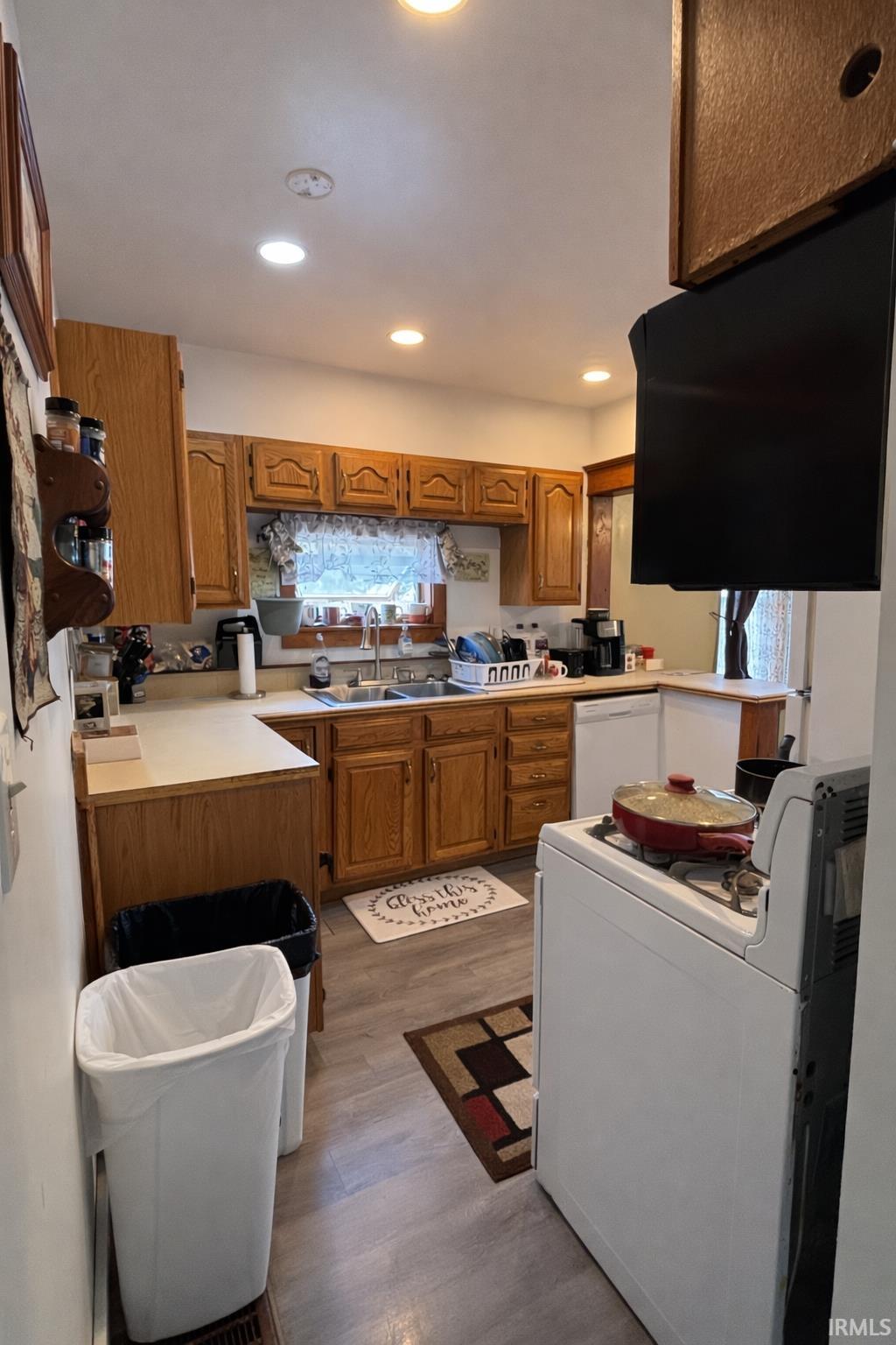 502 Laurel Street North Judson, IN 46366 - Photo 7 of 20