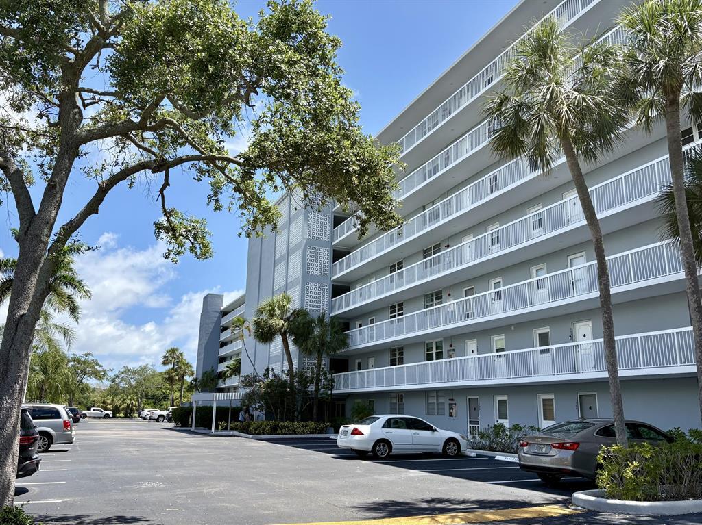 5700 Northwest 2nd Avenue, Unit 301 Boca Raton, FL 33487 - Photo 1 of 7 5700 f