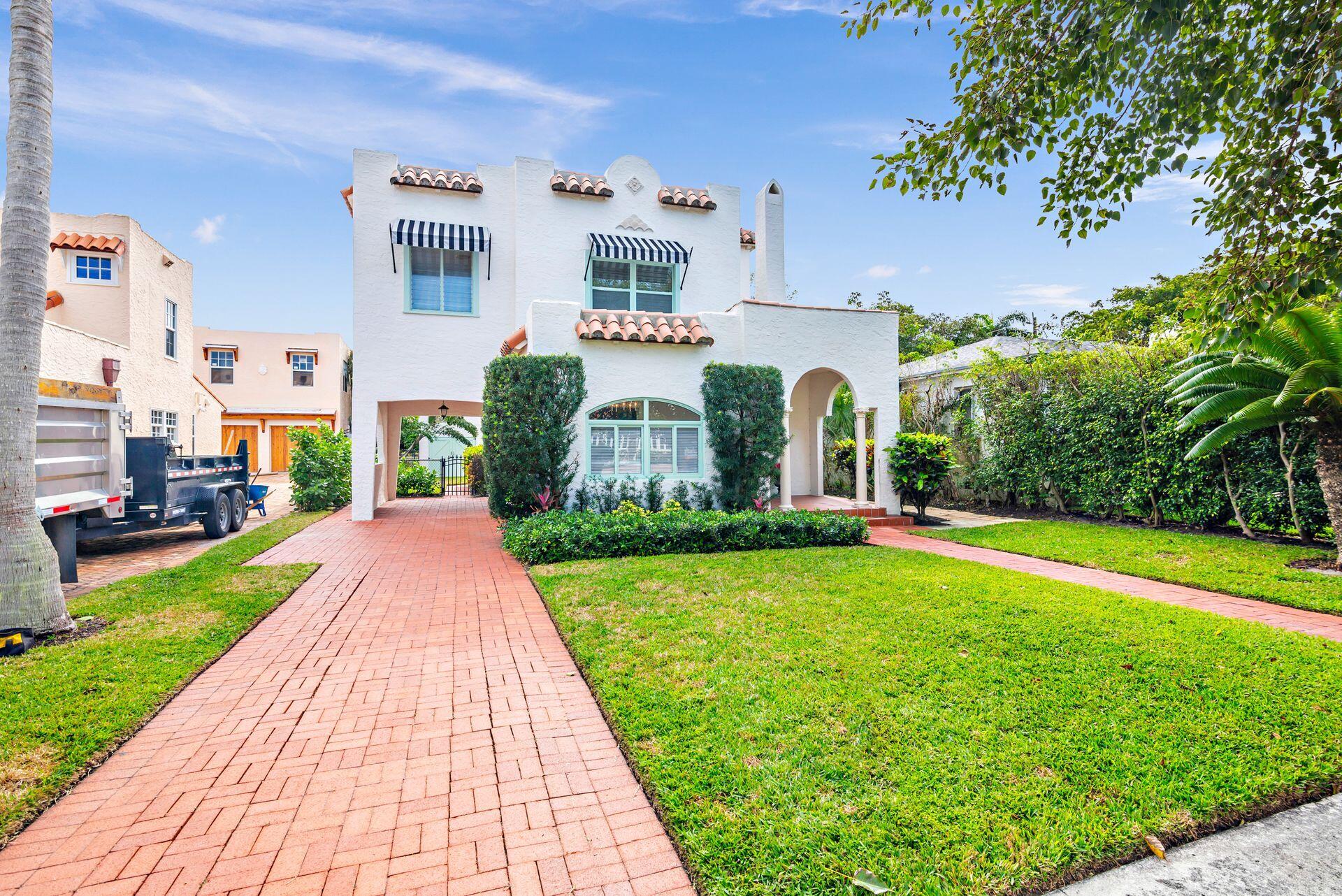232 Rugby Road West Palm Beach, FL 33405 - Photo 40 of 40 a front view of a house with yard