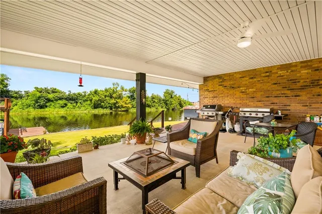 $360,000 | 893 Fish Hatchery Road, Natchitoches, LA 71457