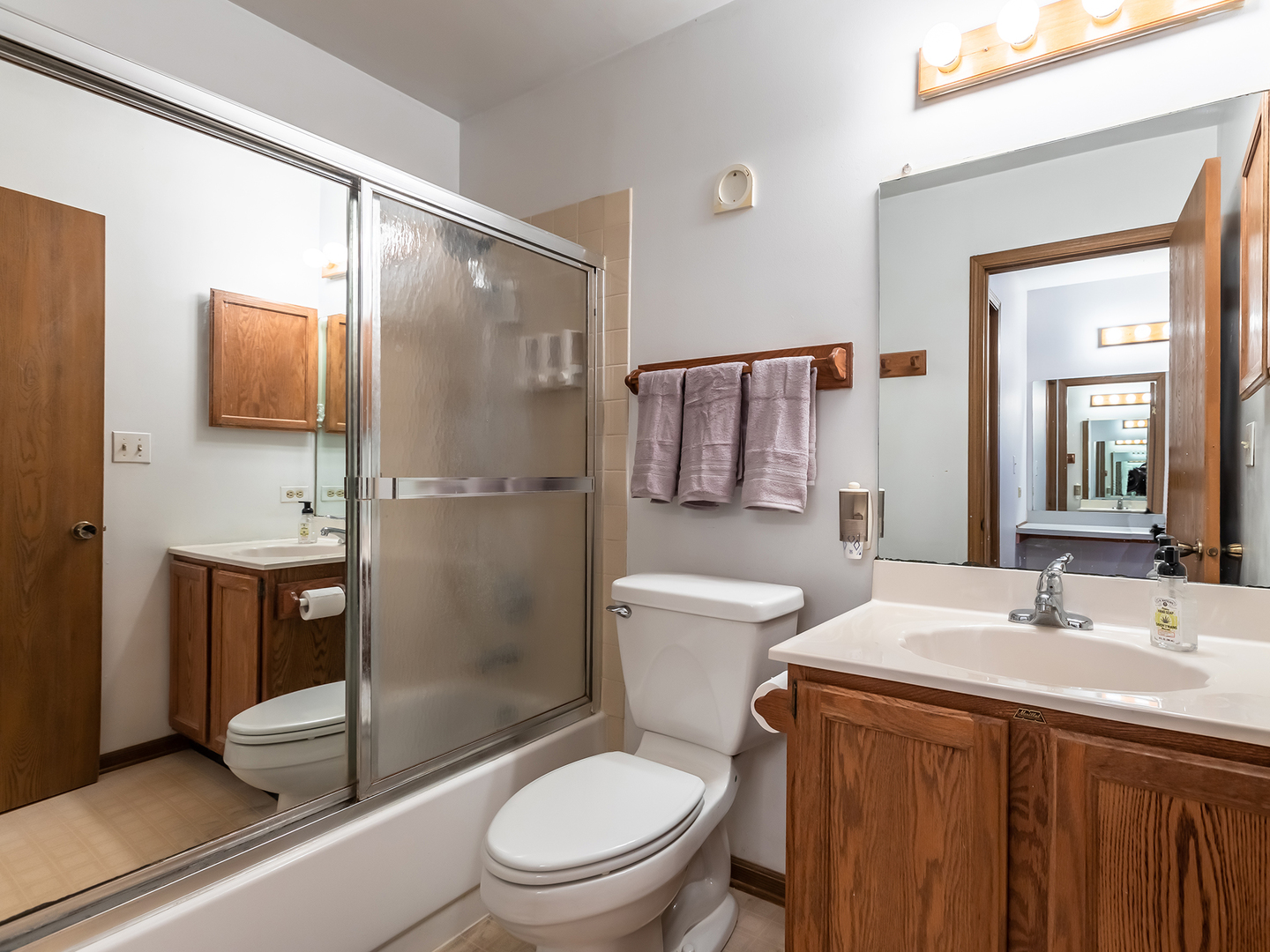 S080 Beverly Street Wheaton, IL 60187 - Photo 11 of 17