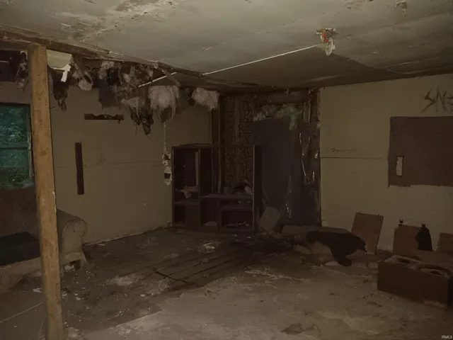 $25,000 | 9945 Brann Road, Poland, IN 47868