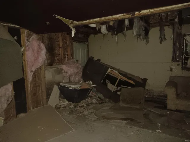 $25,000 | 9945 Brann Road, Poland, IN 47868