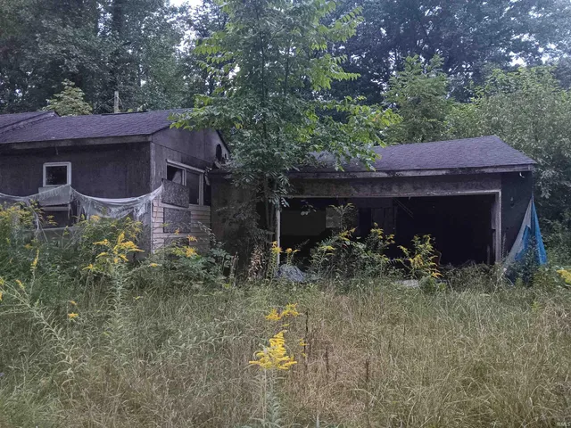 $25,000 | 9945 Brann Road, Poland, IN 47868