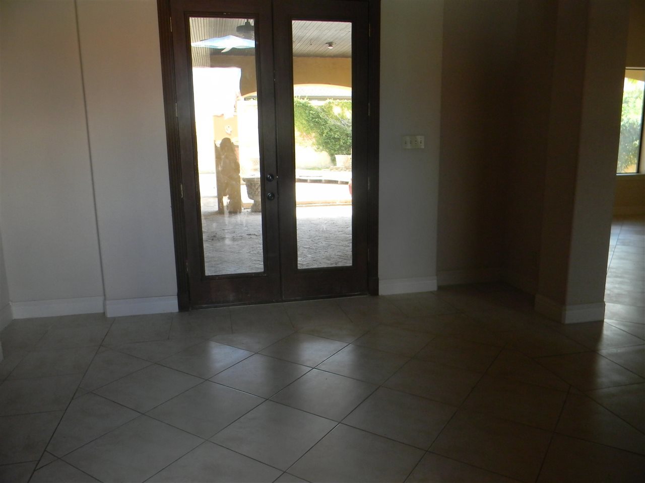 205 Lake Como Road Laredo, TX 78041 - Photo 2 of 20 an empty room with windows