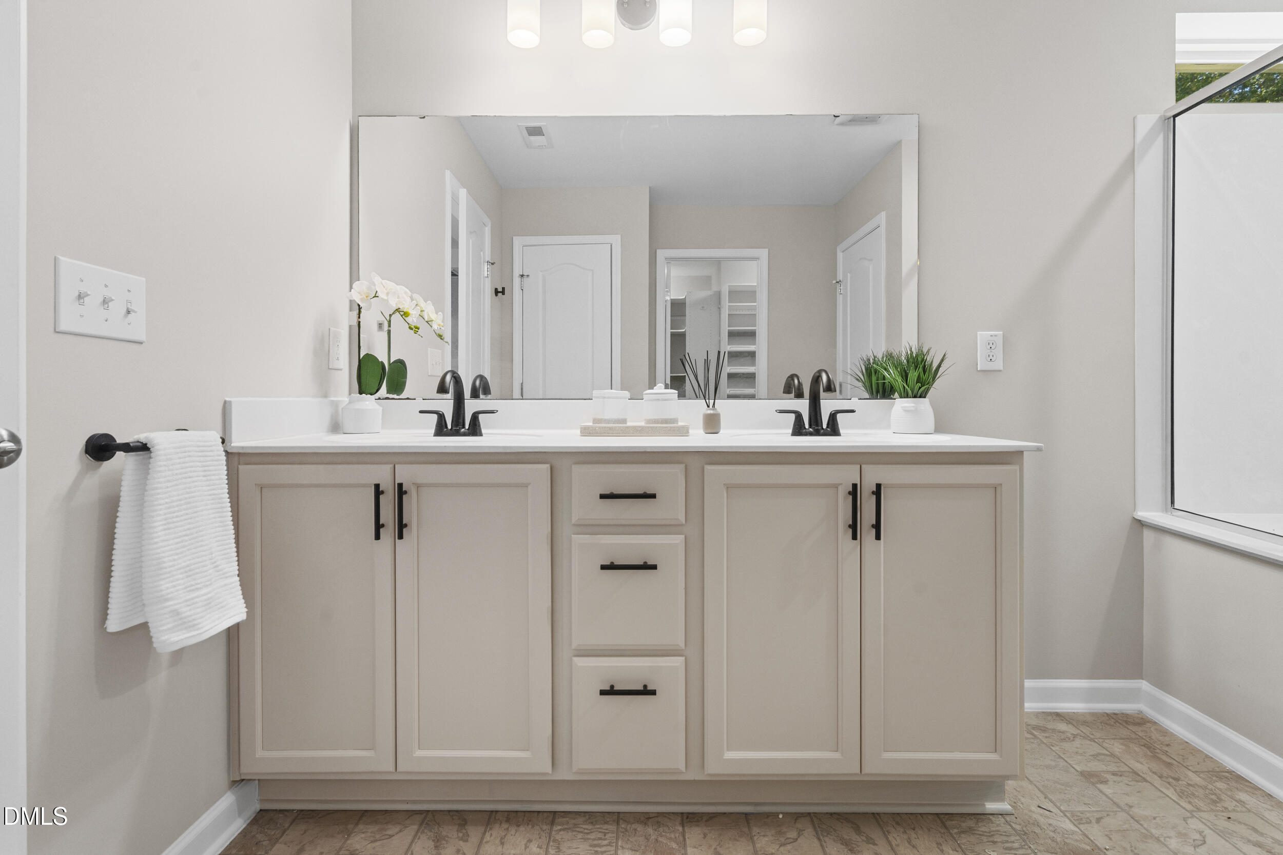 913 Sugar Tree Drive Mebane, NC 27302 - Photo 10 of 34 17__a744891 copy