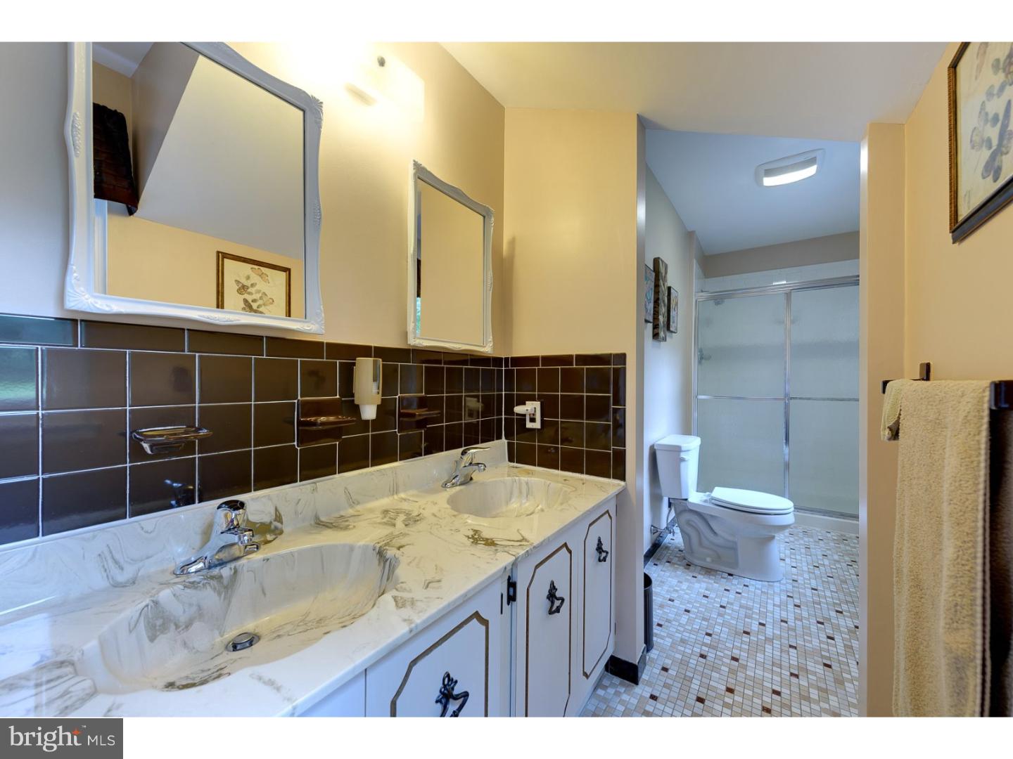 419 Rennard Drive Exton, PA 19341 - Photo 14 of 25 Gallery Image 14