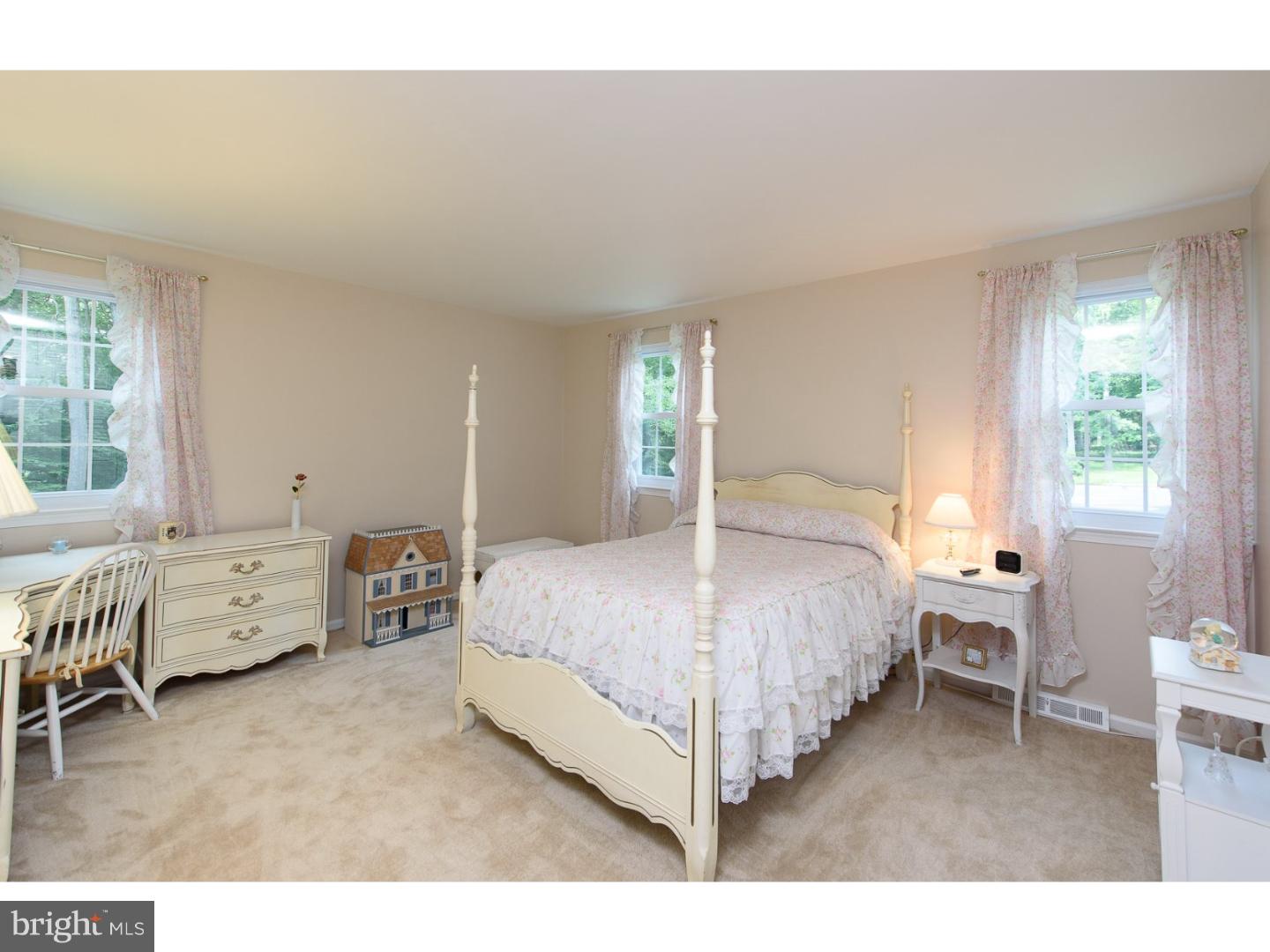 419 Rennard Drive Exton, PA 19341 - Photo 15 of 25 Gallery Image 15