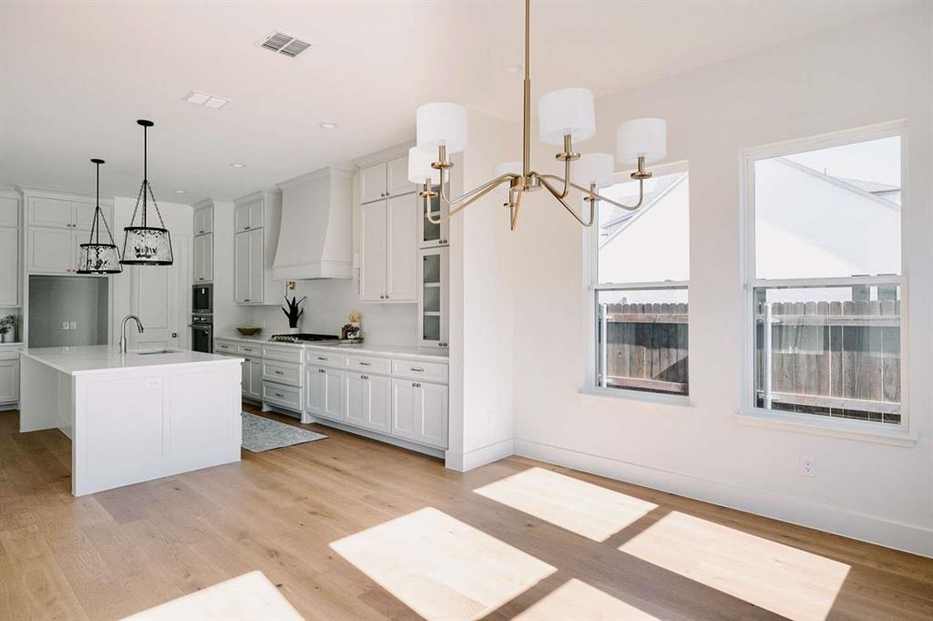 405 Kestrel Court Aledo, TX 76008 - Photo 8 of 31 a very nice looking room with a large window