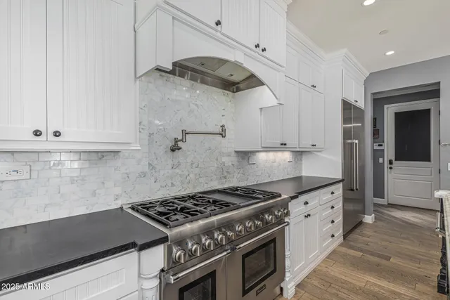 $4,675,000 | 4442 North 59th Place, Phoenix, AZ 85018