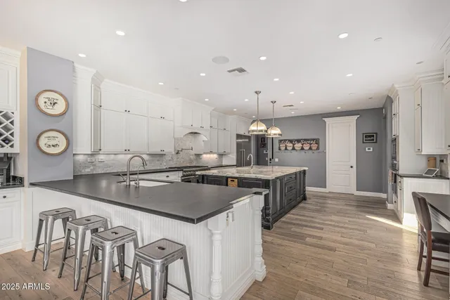 $4,675,000 | 4442 North 59th Place, Phoenix, AZ 85018