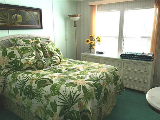 2829 Southwest Toronado Trail Stuart, FL 34997 - Photo 5 of 8 Gallery Image 5