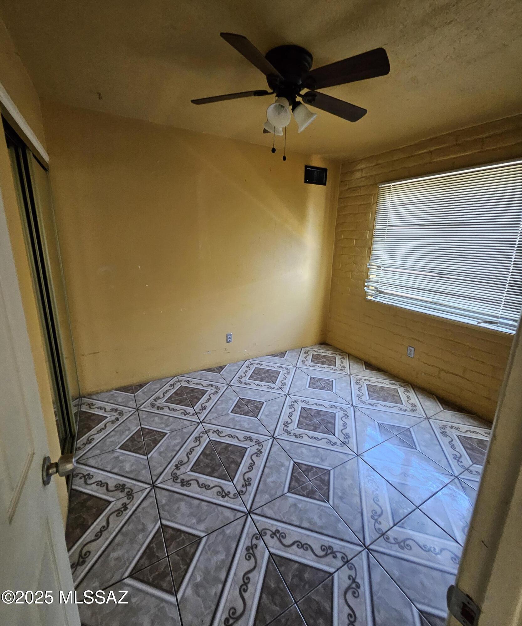 758 West Drexel Road Tucson, AZ 85706 - Photo 4 of 12 Gallery Image 4