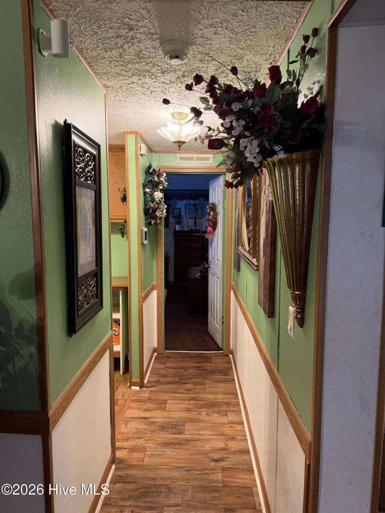 2626 Pershing Terrace Kinston, NC 28504 - Photo 16 of 53 Hallway