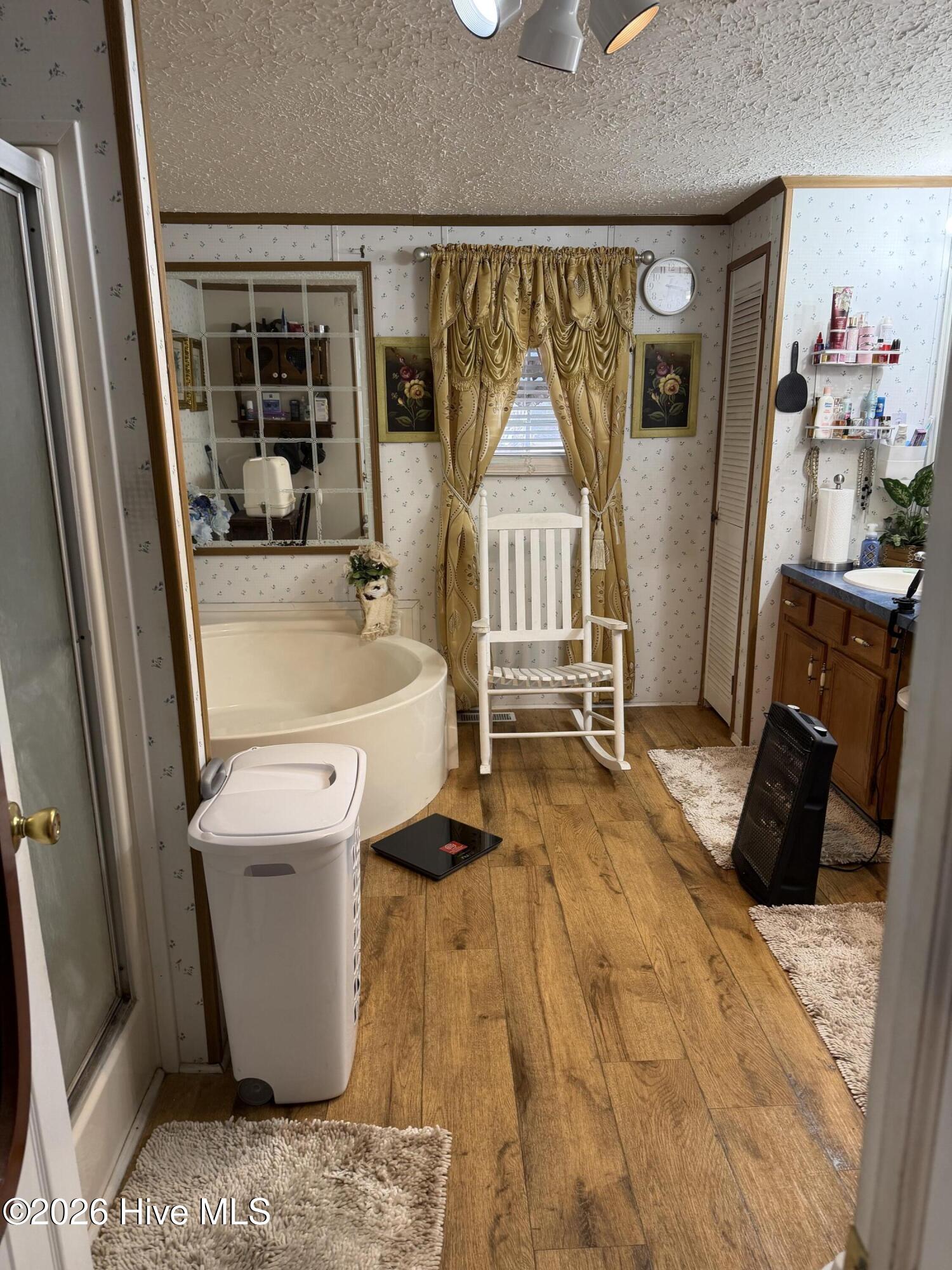 2626 Pershing Terrace Kinston, NC 28504 - Photo 21 of 53 Master Bathroom